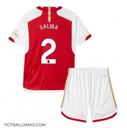 Arsenal William Saliba #2 Hjemmedraktsett Barn 2023-24 Kortermet (+ Korte bukser)