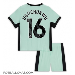 Chelsea Lesley Ugochukwu #16 Tredjedraktsett Barn 2023-24 Kortermet (+ Korte bukser)