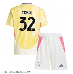 Juventus Juan Cabal #32 Bortedraktsett Barn 2024-25 Kortermet (+ Korte bukser)