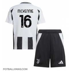 Juventus Weston McKennie #16 Hjemmedraktsett Barn 2024-25 Kortermet (+ Korte bukser)