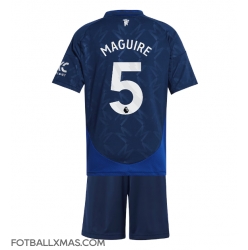 Manchester United Harry Maguire #5 Bortedraktsett Barn 2024-25 Kortermet (+ Korte bukser)