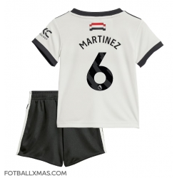 Manchester United Lisandro Martinez #6 Tredjedraktsett Barn 2024-25 Kortermet (+ Korte bukser)