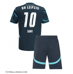 RB Leipzig Xavi Simons #10 Tredjedraktsett Barn 2024-25 Kortermet (+ Korte bukser)