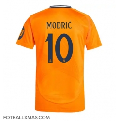 Real Madrid Luka Modric #10 Bortedrakt 2024-25 Kortermet