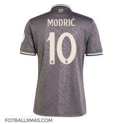 Real Madrid Luka Modric #10 Tredjedrakt 2024-25 Kortermet